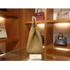 ガーデンパーティ 30 ネゴンダ トレンチ