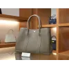 ガーデンパーティ 36 ネゴンダ エトゥープ