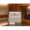 ケリーダンス スイフト パールグレー シルバー金具