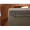 ケリーダンス スイフト エトゥープ シルバー金具