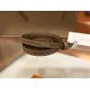 ケリーダンス スイフト エトゥープ シルバー金具
