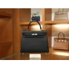 ケリー 25 トゴ ブラック シルバー金具