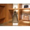 ケリー 28 エプソム エトゥープ シルバー金具