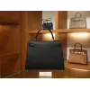 ケリー 28 エプソム ブラック シルバー金具