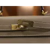 ケリー 28 エプソム エトゥープ ゴールド金具