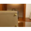 ケリー 28 エプソム エトゥープ ゴールド金具