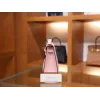 ケリーポシェット スイフト ローズサクラ シルバー金具