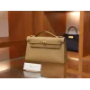 ケリーポシェット スイフト シャイ ゴールド金具