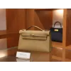 ケリーポシェット スイフト シャイ ゴールド金具