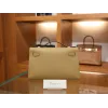 ケリーポシェット スイフト シャイ ゴールド金具