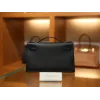 ケリーポシェット スイフト ブラック シルバー金具