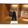 ケリーポシェット エプソム ブラック & グリスペール シルバー金具