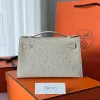 ケリーポシェット オーストリッチ パールグレー シルバー金具