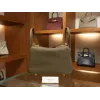 リンディ 26 クレマンス エトゥープ ゴールド金具
