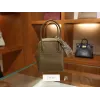 リンディ 26 クレマンス エトゥープ ゴールド金具