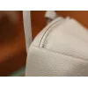 リンディ 26 クレマンス パールグレー シルバー金具