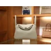 リンディ 26 クレマンス パールグレー シルバー金具