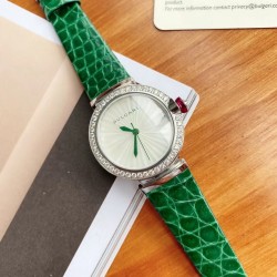 ブルガリBVLGARI 腕時計 LVCEAシリーズ 自動巻き機械式時計 自動巻き機械式（2892ベース）精緻な彫刻仕上げ直径33mm   66個のラウンドブリリアントカットダイヤモンドをセット  ブルーアベンチュリン（砂金石）採用ホワイト18Kゴールド製       