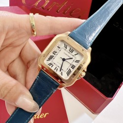 カルティエ サントス 最新モデル WSSA0010（女性用Mサイズ）より美しく、より簡単に、より着けやすく サファイアクリスタル 1847MC自動巻き（9015ベース改造）ステンレススティールバンド 本革バンド（追加1本） 折りたたみ式バックル  ローマ数字が鮮明 ネジ1粒1粒手仕上げ 1847MCムーブメント完全再現（2892ベース改造）サファイアガラスの横断面に波紋効果 時代を超えるデザイン力   