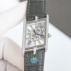 カルティア「タンク スケルトン」シリーズ  47.15mm × 26.2mm  - シルバー（銀枠）  シルバーダイヤモンドセット  ローズゴールド サファイアクリスタル 伝統の焼入れブルースチール針  宝石セット クラシックピンバックル  最高峰のスケルトン仕上げ 「着け心地の追求」- 軽量設計で長時間装着も快適  スイス・ロンダ（Ronda）4S20ベース改造機械式  スケルトン カルティア伝統のスクエア型  