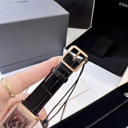シャネル Chanel Boy·Friend Squelette シャネル ボイ・フレンド スケルトン 限定モデル［ダイヤモンド1480石］2024年 春の新作限定シリーズ*世界限定生産*スイス特注スケルトン手巻き機芯 3D立体切削サファイア 天然ブラックオニキス・カボション 北米産クロコダイルレザー（特許柔軟加工）1480ダイヤフルセッティング  