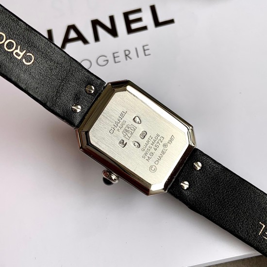 シャネル Chanel Boy·Friend Squelette シャネル ボイ・フレンド スケルトン 限定モデル［ダイヤモンド1480石］2024年 春の新作限定シリーズ*世界限定生産*スイス特注スケルトン手巻き機芯 3D立体切削サファイア 天然ブラックオニキス・カボション 北米産クロコダイルレザー（特許柔軟加工）1480ダイヤフルセッティング  