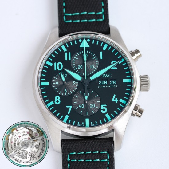 IWC アイ・ダブリュー・シー × メルセデスAMG マレーシアF1チーム コラボレーション特別モデル* WC アイ・ダブリュー・シー製自動巻きムーブメント搭載 モデル番号:IWC 388108 メンズ 43mmケース径 両面無反射コーティング施されたドーム型サファイアクリスタルガラス 伝統的なスクリューダウン式リューズで操作性を向上 *機能* 日付、曜日、クロノグラフ(秒計測) *ムーブメント* キャリバー69385 フルオートマティック機械式ムーブメント、28,800振動/時間(4Hz) *バ IWC アイ・ダブリュー・シー × メルセデスAMG マレーシアF1チーム コラボレーション特別モデル* WC アイ・ダブリュー・シー製自動巻きムーブメント搭載 モデル番号:IWC 388108 メンズ 43mmケース径 両面無反射コーティング施されたドーム型サファイアクリスタルガラス 伝統的なスクリューダウン式リューズで操作性を向上 *機能* 日付、曜日、クロノグラフ(秒計測) *ムーブメント* キャリバー69385 フルオートマティック機械式ムーブメント、28,800振動/時間(4Hz) *バ