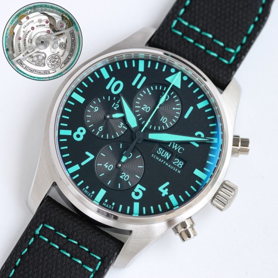 IWC アイ・ダブリュー・シー × メルセデスAMG マレーシアF1チーム コラボレーション特別モデル* WC アイ・ダブリュー・シー製自動巻きムーブメント搭載 モデル番号:IWC 388108 メンズ 43mmケース径 両面無反射コーティング施されたドーム型サファイアクリスタルガラス 伝統的なスクリューダウン式リューズで操作性を向上 *機能* 日付、曜日、クロノグラフ(秒計測) *ムーブメント* キャリバー69385 フルオートマティック機械式ムーブメント、28,800振動/時間(4Hz) *バ IWC アイ・ダブリュー・シー × メルセデスAMG マレーシアF1チーム コラボレーション特別モデル* WC アイ・ダブリュー・シー製自動巻きムーブメント搭載 モデル番号:IWC 388108 メンズ 43mmケース径 両面無反射コーティング施されたドーム型サファイアクリスタルガラス 伝統的なスクリューダウン式リューズで操作性を向上 *機能* 日付、曜日、クロノグラフ(秒計測) *ムーブメント* キャリバー69385 フルオートマティック機械式ムーブメント、28,800振動/時間(4Hz) *バ