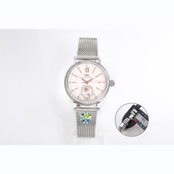 【JMF.Factory】職人の魂が込められた最高峰レプリカ IWC アイ・ダブリュー・シー ポートフィノ デイ＆ナイト IW659802（谷愛凌モデル）34mm×9.5mmのスリムケースが織りなす詩的な日替わり表示機能。華麗なダイヤモンドセッティングと相まって、他に類を見ない美しさを実現しました。- 正品を分解・計測し、厚さ9.5mmを忠実に再現- 熟練職人による手作業での精密仕上げ -- 24時間で1回転する金製の太陽＆月表示- 12個のダイヤモンドインデックス（各時標に1石）- サンレイ仕上げ文字盤