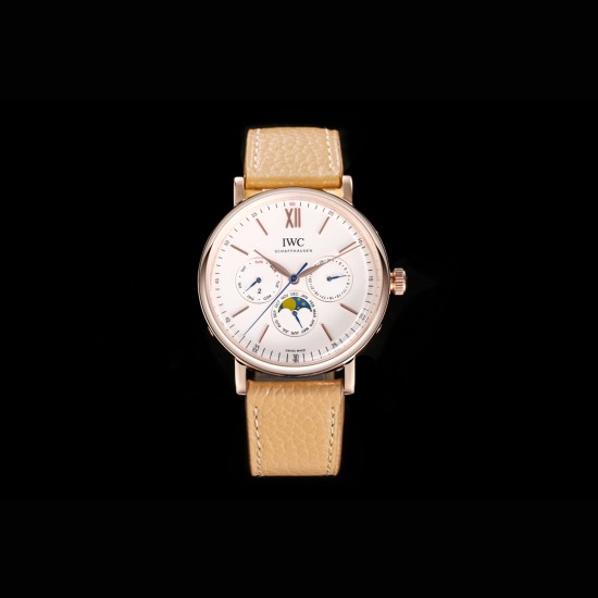 IWC アイ・ダブリュー・シー ポートフィノ パーペチュアルカレンダー 至高のレプリカ* IWCの輝くスター、時を超える傑作*純正82650型ムーブメントを完全再現・驚異的な精度と信頼性 ・メンテナンスフリーに近い耐久性 ・完璧な動作を実現 *純正1:1分解再現プロジェクト*40mmサイズを忠実に再現 ・独自開発CNC研磨技術により純正と同等の質感 ・ラインから曲面まで完璧なプロポーション・12時位置のインデックスを精密再現 ・銀メッキ文字盤で深みのある輝き ・両面無反射コートのドーム型サファイアクリス IWC アイ・ダブリュー・シー ポートフィノ パーペチュアルカレンダー 至高のレプリカ* IWCの輝くスター、時を超える傑作*純正82650型ムーブメントを完全再現・驚異的な精度と信頼性 ・メンテナンスフリーに近い耐久性 ・完璧な動作を実現 *純正1:1分解再現プロジェクト*40mmサイズを忠実に再現 ・独自開発CNC研磨技術により純正と同等の質感 ・ラインから曲面まで完璧なプロポーション・12時位置のインデックスを精密再現 ・銀メッキ文字盤で深みのある輝き ・両面無反射コートのドーム型サファイアクリス