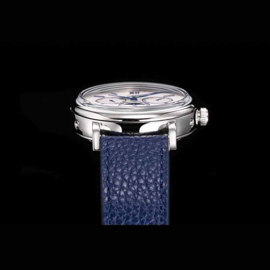 美貌の頂点、心を込めて魅せる*IWC(アイ・ダブリュー・シー)旗下で最も輝くスター万年の時を一瞬に凝縮。IWC パーペチュアルカレンダー ポートフィノの鑑賞をどうぞ! 82650型自社製ムーブメントを採用。動作は安定し、精度が高く、修理率ほぼゼロ!サイズ40mm。独自開発のCNC精密研磨技術で、オリジナルと同等の仕上げ! 12時位置の目盛りは細部までこだわり、1:1で銀メッキ文字盤を再現。両面反射防止コーティングを施したドーム型サファイアガラスで、高級感がさらに向上!特注の高級輸入牛革ベルトを使用。肌触 美貌の頂点、心を込めて魅せる*IWC(アイ・ダブリュー・シー)旗下で最も輝くスター万年の時を一瞬に凝縮。IWC パーペチュアルカレンダー ポートフィノの鑑賞をどうぞ! 82650型自社製ムーブメントを採用。動作は安定し、精度が高く、修理率ほぼゼロ!サイズ40mm。独自開発のCNC精密研磨技術で、オリジナルと同等の仕上げ! 12時位置の目盛りは細部までこだわり、1:1で銀メッキ文字盤を再現。両面反射防止コーティングを施したドーム型サファイアガラスで、高級感がさらに向上!特注の高級輸入牛革ベルトを使用。肌触