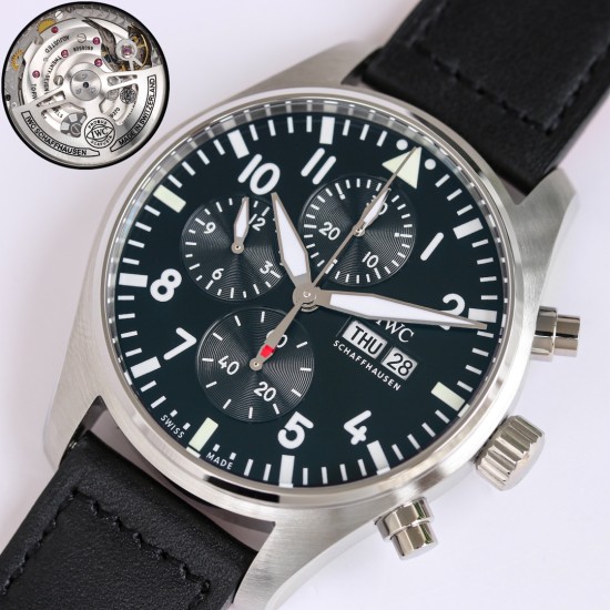 IWC(アイ・ダブリュー・シー)パイロット スケルトンシリーズ 春の新作*✨ 新作推薦|クラシックの名作が進化 ✨*モデルIW378001*IWCパイロットクロノグラフ メンズ自動巻き時計! ムーブメント*IWC独自開発 **69385型自動巻きクロノグラフムーブメント* 搭載*ケース*直径43mm(平均的な男性の手首に最適) *スイス製技術+手仕上げヘアライン加工*で超高級感 スクリューダウン式リューズ *文字盤ガラス*両面無反射コーティング ドーム型サファイアクリスタル- 急激な気圧変化にも対応可能 IWC(アイ・ダブリュー・シー)パイロット スケルトンシリーズ 春の新作*✨ 新作推薦|クラシックの名作が進化 ✨*モデルIW378001*IWCパイロットクロノグラフ メンズ自動巻き時計! ムーブメント*IWC独自開発 **69385型自動巻きクロノグラフムーブメント* 搭載*ケース*直径43mm(平均的な男性の手首に最適) *スイス製技術+手仕上げヘアライン加工*で超高級感 スクリューダウン式リューズ *文字盤ガラス*両面無反射コーティング ドーム型サファイアクリスタル- 急激な気圧変化にも対応可能