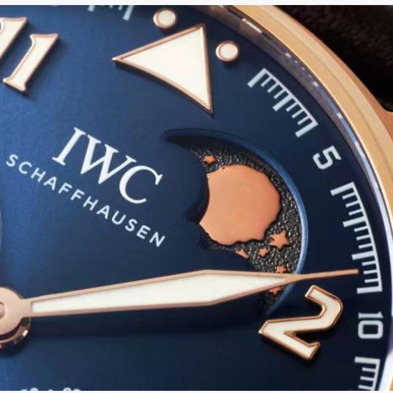 IWC リトルプリンス パイロットウォッチ 最新作 IW590302*パーペチュアルトゥールビヨン搭載!独自開発 94850ムーブメント* - 80時間パワーリザーブ パーペチュアルトゥールビヨン機構 1時位置ムーンフェイズ表示 ,パワーリザーブ表示 - 直径46.2mm × 厚さ13.5mm - 正面/背面/側面のカーブ形状 - サテン仕上げ加工 IWC リトルプリンス パイロットウォッチ 最新作 IW590302*パーペチュアルトゥールビヨン搭載!独自開発 94850ムーブメント* - 80時間パワーリザーブ パーペチュアルトゥールビヨン機構 1時位置ムーンフェイズ表示 ,パワーリザーブ表示 - 直径46.2mm × 厚さ13.5mm - 正面/背面/側面のカーブ形状 - サテン仕上げ加工