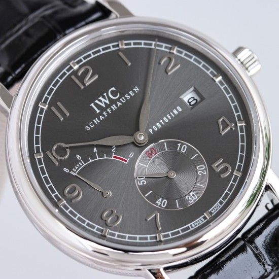 IWCポートフィーノ パーペチュアルカレンダー ムーンフェイズ IW510103 - 至高の逸品が登場◆IWCが誇る傑作「ロングパワーリザーブ&ムーンフェイズ」モデル◆・高級316Lステンレススチール製 鏡面研磨仕上げによる滑らかな質感 6時位置:スモールセコンド(ハック機能付き) 9時位置:パワーリザーブ表示 3時位置: IWCポートフィーノ パーペチュアルカレンダー ムーンフェイズ IW510103 - 至高の逸品が登場◆IWCが誇る傑作「ロングパワーリザーブ&ムーンフェイズ」モデル◆・高級316Lステンレススチール製 鏡面研磨仕上げによる滑らかな質感 6時位置:スモールセコンド(ハック機能付き) 9時位置:パワーリザーブ表示 3時位置: