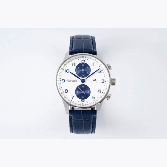 IWCポルトギーゼ IW371620 2022年最新モデル ポルトガル・クロノグラフ ムーブメントの精巧な機構が一望可能/サイズ:41mm×13mm 新設計バックル より快適でエレガントな着け心地を実現 特別カスタムムーブメントCAL.69355ベースを採用! 驚異的な精度(秒ぶれなし)正品と同一の高度な研磨技術・手首にフィットする理想的なプロポーション・両面サファイアクリスタルガラス(超高透明度)「ポルトガル・クロノグラフ」の真髄をこの価格で体感できる唯一のモデル IWCポルトギーゼ IW371620 2022年最新モデル ポルトガル・クロノグラフ ムーブメントの精巧な機構が一望可能/サイズ:41mm×13mm 新設計バックル より快適でエレガントな着け心地を実現 特別カスタムムーブメントCAL.69355ベースを採用! 驚異的な精度(秒ぶれなし)正品と同一の高度な研磨技術・手首にフィットする理想的なプロポーション・両面サファイアクリスタルガラス(超高透明度)「ポルトガル・クロノグラフ」の真髄をこの価格で体感できる唯一のモデル
