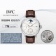 IWC(アイ・ダブリュー・シー)が誇る最高の傑作——「ポートフィーノ パーペチュアルカレンダー ムーンフェイズ」新作*ポートフィーノ IW510103 オープンハートモデル* が登場 *高級316Lステンレススチール*(鏡面研磨仕上げで滑らかな質感)6時位置にスモールセコンド*(ハック機能付き)実用性と美しさを兼ね備えた文字盤* 9時位置にパワーリザーブ表示*3時位置に「PORTOFINO」ロゴと日付窓**(オリジナルと同一のフォントカレンダーは文字盤の最外周に配置され、視認性抜群 *柳葉型の時・分針* IWC(アイ・ダブリュー・シー)が誇る最高の傑作——「ポートフィーノ パーペチュアルカレンダー ムーンフェイズ」新作*ポートフィーノ IW510103 オープンハートモデル* が登場 *高級316Lステンレススチール*(鏡面研磨仕上げで滑らかな質感)6時位置にスモールセコンド*(ハック機能付き)実用性と美しさを兼ね備えた文字盤* 9時位置にパワーリザーブ表示*3時位置に「PORTOFINO」ロゴと日付窓**(オリジナルと同一のフォントカレンダーは文字盤の最外周に配置され、視認性抜群 *柳葉型の時・分針*