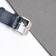 【匠の傑作】IWC(アイ・ダブリュー・シー)パイロットウォッチ新型モデルIW388101/IW388103。ステンレススチールケースは熟練の仕上げが施され、シャープで立体感のあるライン、調和の取れたカラーリングでどんなスタイルにも相性抜群。従来のパイロットウォッチよりケースサイズを41mmにコンパクト化し、現代男性ウォッチのゴールドサイズに最適化。文字盤はパイロットシリーズの伝統的なコックピット計器盤デザインを継承し、新開発のサファイアガラス裏蓋からは7750を改良した自社製ムーブメント69385型自動巻 【匠の傑作】IWC(アイ・ダブリュー・シー)パイロットウォッチ新型モデルIW388101/IW388103。ステンレススチールケースは熟練の仕上げが施され、シャープで立体感のあるライン、調和の取れたカラーリングでどんなスタイルにも相性抜群。従来のパイロットウォッチよりケースサイズを41mmにコンパクト化し、現代男性ウォッチのゴールドサイズに最適化。文字盤はパイロットシリーズの伝統的なコックピット計器盤デザインを継承し、新開発のサファイアガラス裏蓋からは7750を改良した自社製ムーブメント69385型自動巻