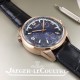 ジャガー・ルクルトのノース(北宸)シリーズから「ジオグラフィック ワールドタイム」の限定モデル*が登場*ブルー&ブラックのグラデーションダイアル*と*フルブラックダイアル*の2バリエーションで、世界24タイムゾーンを内側のベゼルに表示。旅行者の最高の相棒となる時計です。ケースサイズ:42mm(316Lステンレススチール)*ミッドナイトブルーorブラックサンライヤー仕上げダイアル*ドーム型サファイアクリスタルガラス! 高精度ムーブメント - 2時位置:日付表示 - 6時位置:セカンドタイムゾーン(GMT ジャガー・ルクルトのノース(北宸)シリーズから「ジオグラフィック ワールドタイム」の限定モデル*が登場*ブルー&ブラックのグラデーションダイアル*と*フルブラックダイアル*の2バリエーションで、世界24タイムゾーンを内側のベゼルに表示。旅行者の最高の相棒となる時計です。ケースサイズ:42mm(316Lステンレススチール)*ミッドナイトブルーorブラックサンライヤー仕上げダイアル*ドーム型サファイアクリスタルガラス! 高精度ムーブメント - 2時位置:日付表示 - 6時位置:セカンドタイムゾーン(GMT