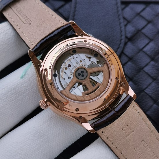 ウルトラシン マスターコントロール~驚異の薄さ、本物の美しさ~ジャガー・ルクルト (Jaeger-LeCoultre) ウルトラシン マスターコントロール Q1288420 日本製9015ムーブメントを*Cal.896仕様*に完全改造*直径40mm × 厚さ8.0mm (驚異的な薄さ) 316Lステンレススチール,サファイアクリスタルガラス (純正品と見紛う透明度), 高級牛皮製 + デプロイメントバックル, 3気圧(30m) *TWC最新作 - 18ヶ月の歳月をかけた渾身の一品*TWC最新作 - 18ヶ ウルトラシン マスターコントロール~驚異の薄さ、本物の美しさ~ジャガー・ルクルト (Jaeger-LeCoultre) ウルトラシン マスターコントロール Q1288420 日本製9015ムーブメントを*Cal.896仕様*に完全改造*直径40mm × 厚さ8.0mm (驚異的な薄さ) 316Lステンレススチール,サファイアクリスタルガラス (純正品と見紛う透明度), 高級牛皮製 + デプロイメントバックル, 3気圧(30m) *TWC最新作 - 18ヶ月の歳月をかけた渾身の一品*TWC最新作 - 18ヶ