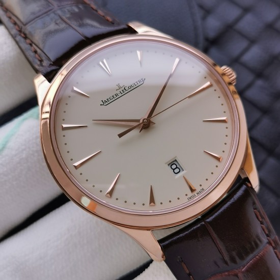 ウルトラシン マスターコントロール~驚異の薄さ、本物の美しさ~ジャガー・ルクルト (Jaeger-LeCoultre) ウルトラシン マスターコントロール Q1288420 日本製9015ムーブメントを*Cal.896仕様*に完全改造*直径40mm × 厚さ8.0mm (驚異的な薄さ) 316Lステンレススチール,サファイアクリスタルガラス (純正品と見紛う透明度), 高級牛皮製 + デプロイメントバックル, 3気圧(30m) *TWC最新作 - 18ヶ月の歳月をかけた渾身の一品*TWC最新作 - 18ヶ ウルトラシン マスターコントロール~驚異の薄さ、本物の美しさ~ジャガー・ルクルト (Jaeger-LeCoultre) ウルトラシン マスターコントロール Q1288420 日本製9015ムーブメントを*Cal.896仕様*に完全改造*直径40mm × 厚さ8.0mm (驚異的な薄さ) 316Lステンレススチール,サファイアクリスタルガラス (純正品と見紛う透明度), 高級牛皮製 + デプロイメントバックル, 3気圧(30m) *TWC最新作 - 18ヶ月の歳月をかけた渾身の一品*TWC最新作 - 18ヶ