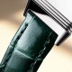 ジャガー ルクルトJaeger LeCoultre ジャガー・ルクルト リバーシブル腕時計、文字盤にはVSグレードのフルカットダイヤモンド26石を贅沢にセット。GTC鑑定書付き(1本ごとに1枚の証明書)。スイス製クォーツムーブメントを搭載。ドイツ輸入の316アップグレードスチールモデルは、繊細で洗練されたラインデザインと手作業による繊細なヘアライン仕上げが特徴。目を奪う長方形デザインが一瞬で心を捉えます。優美さと大胆さを融合させた「Reverso One(リバーソ・ワン)」シリーズの新作レディースモデル ジャガー ルクルトJaeger LeCoultre ジャガー・ルクルト リバーシブル腕時計、文字盤にはVSグレードのフルカットダイヤモンド26石を贅沢にセット。GTC鑑定書付き(1本ごとに1枚の証明書)。スイス製クォーツムーブメントを搭載。ドイツ輸入の316アップグレードスチールモデルは、繊細で洗練されたラインデザインと手作業による繊細なヘアライン仕上げが特徴。目を奪う長方形デザインが一瞬で心を捉えます。優美さと大胆さを融合させた「Reverso One(リバーソ・ワン)」シリーズの新作レディースモデル
