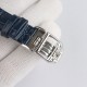 ジャガー ルクルトJaeger-LeCoultre 輝きを放つ真珠、ジャガー・ルクルトの月相ジュエリー腕時計、デイヴァンティーシリーズのモデル Q3523570 の腕時計が,ロマンチックに登場します。【時計ケース】直径は 35mm、ケースの厚さは 9.8 ミリです。時計リングには、密に並んだブリリアントカットのダイヤモンドがインレイされています。【文字盤】ギボージュ模様の文字盤で、内側の文字盤にはサイズの小さな美しいダイヤモンドが調和のとれた対称デザインで飾られています。【時計ガラス】素材はサファイアクリ ジャガー ルクルトJaeger-LeCoultre 輝きを放つ真珠、ジャガー・ルクルトの月相ジュエリー腕時計、デイヴァンティーシリーズのモデル Q3523570 の腕時計が,ロマンチックに登場します。【時計ケース】直径は 35mm、ケースの厚さは 9.8 ミリです。時計リングには、密に並んだブリリアントカットのダイヤモンドがインレイされています。【文字盤】ギボージュ模様の文字盤で、内側の文字盤にはサイズの小さな美しいダイヤモンドが調和のとれた対称デザインで飾られています。【時計ガラス】素材はサファイアクリ