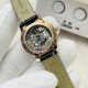 【Factory2022のもう一つの人気の名作】V4アップグレード版、ジャガー・ルクルト Jaeger-LeCoultre デイヴァンティーシリーズの腕時計!ロマンチックに登場し、シンプルで淑やかで、ロマンチックな情緒を存分に表現します!【時計ケース】ケース径は29MM/34MM/36MM、ケースの厚さは8.52MMで、シンプルでスッキリした外観が丁寧に研磨され、研磨技術が一致するように保証されています。時計リングには合計60個のトップクラスのシュワロフスキーの美しいダイヤモンドが取り付けられており、合計 【Factory2022のもう一つの人気の名作】V4アップグレード版、ジャガー・ルクルト Jaeger-LeCoultre デイヴァンティーシリーズの腕時計!ロマンチックに登場し、シンプルで淑やかで、ロマンチックな情緒を存分に表現します!【時計ケース】ケース径は29MM/34MM/36MM、ケースの厚さは8.52MMで、シンプルでスッキリした外観が丁寧に研磨され、研磨技術が一致するように保証されています。時計リングには合計60個のトップクラスのシュワロフスキーの美しいダイヤモンドが取り付けられており、合計