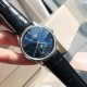 ジャガー ルクルトJaeger-LeCoultre ジャガー・ルクルトの月相マスターシリーズ、最もコストパフォーマンスの高い男性用時計ジャガー・ルクルトのマスターが入荷致しました!2021年の新モデルで、月相ダイヤルの変化をお楽しみいただけます。(ケース直径39mm、ケースの厚さ9.9mm)。6時位置のサブダイヤルには太陽暦と陰暦(月相)の両方の日付表示があり、月相は1ヶ月で1周します。機能が全て備わっております。【月相ダイヤル】3Dメタル月相【ムーブメント】Cal.925/1一体ムーブメント、オリジナル ジャガー ルクルトJaeger-LeCoultre ジャガー・ルクルトの月相マスターシリーズ、最もコストパフォーマンスの高い男性用時計ジャガー・ルクルトのマスターが入荷致しました!2021年の新モデルで、月相ダイヤルの変化をお楽しみいただけます。(ケース直径39mm、ケースの厚さ9.9mm)。6時位置のサブダイヤルには太陽暦と陰暦(月相)の両方の日付表示があり、月相は1ヶ月で1周します。機能が全て備わっております。【月相ダイヤル】3Dメタル月相【ムーブメント】Cal.925/1一体ムーブメント、オリジナル