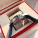 オメガ OMEGA 2023 年に初発されたアップグレードされた大人気モデルで、人気のあるクラシックな存在です。アーチ形の傷つきにくいサファイアガラスの鏡面を採用しており、シチズンのムーブメントの耐久性に十分に対応しています。修正用のリング部分と文字盤部分の色調を一致させており、ケースの形状とバンドの形状のアークが非常に完璧です。 オメガ OMEGA 2023 年に初発されたアップグレードされた大人気モデルで、人気のあるクラシックな存在です。アーチ形の傷つきにくいサファイアガラスの鏡面を採用しており、シチズンのムーブメントの耐久性に十分に対応しています。修正用のリング部分と文字盤部分の色調を一致させており、ケースの形状とバンドの形状のアークが非常に完璧です。
