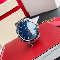 2022年の大ヒット商品！全く新しいオメガ（OMEGA）「Constellation Gents」コンステレーション ジェンツ シリーズ。新しいシチズン（Citizen）ムーブメントを搭載した、高品質で超お手頃価格の又一代表作です。サファイアガラスの防かすりガラス ミラー面で、時刻の読み取りがはっきりします。防水性能は抜群で、安心して泳ぐことができます! 316Lステンレス スチールの時計ケースで、同じ材質のブレスレットはCNCカッティング技術を採用しており、ケースの形状と接続部分が完璧にマッチしています