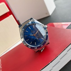 2022年の大ヒット商品！全く新しいオメガ（OMEGA）「Constellation Gents」コンステレーション ジェンツ シリーズ。新しいシチズン（Citizen）ムーブメントを搭載した、高品質で超お手頃価格の又一代表作です。サファイアガラスの防かすりガラス ミラー面で、時刻の読み取りがはっきりします。防水性能は抜群で、安心して泳ぐことができます! 316Lステンレス スチールの時計ケースで、同じ材質のブレスレットはCNCカッティング技術を採用しており、ケースの形状と接続部分が完璧にマッチしています