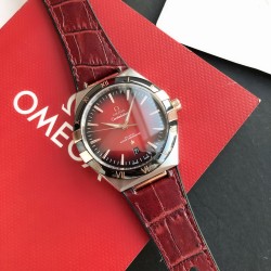 2022年の大ヒット商品！全く新しいオメガ（OMEGA）「Constellation Gents」コンステレーション ジェンツ シリーズ。新しいシチズン（Citizen）ムーブメントを搭載した、高品質で超お手頃価格の又一代表作です。サファイアガラスの防かすりガラス ミラー面で、時刻の読み取りがはっきりします。防水性能は抜群で、安心して泳ぐことができます! 316Lステンレス スチールの時計ケースで、同じ材質のブレスレットはCNCカッティング技術を採用しており、ケースの形状と接続部分が完璧にマッチしています
