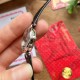 オメガ(OMEGA)は、見事なエレガントシリーズ「Dewdrop」腕時計を心をこめて発表いたします。精巧なデザインと優雅な魅力を一体に融合させています。ケース径は27.4mmで、精鋼製の時計ケースで、研磨仕上げのベゼルが付いています。両側には、固定された水滴型のルーレットがそれぞれ1つずつ付いています。時計の裏蓋には、時間の神クロノスのバッジ模様が浮き彫りになっており、極めて高い技術力を際立たせています。アメリカ産のアナゴワニの皮を使用したバンドで、なめらかな手触りで、摩耗に強く、耐久性に優れています。真 オメガ(OMEGA)は、見事なエレガントシリーズ「Dewdrop」腕時計を心をこめて発表いたします。精巧なデザインと優雅な魅力を一体に融合させています。ケース径は27.4mmで、精鋼製の時計ケースで、研磨仕上げのベゼルが付いています。両側には、固定された水滴型のルーレットがそれぞれ1つずつ付いています。時計の裏蓋には、時間の神クロノスのバッジ模様が浮き彫りになっており、極めて高い技術力を際立たせています。アメリカ産のアナゴワニの皮を使用したバンドで、なめらかな手触りで、摩耗に強く、耐久性に優れています。真