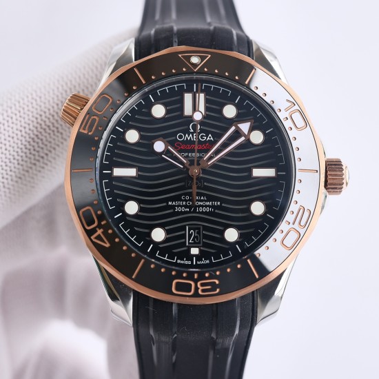 オメガ(OMEGA)のシーマスターは、ダブルTの黒いバランスウィートと8800ムーブメントを採用しており、ケースのサイズは42mmです。GR1のレーザー彫刻による波紋のダイヤル、透かし模様の指針、そして排ガスバルブなどが特徴です。カラーマッチングでは、クラシックな青のダイヤルに青のベゼルを組み合わせており、黒と青(最もクラシックな2色)を使用しています。精鋼と18K金を使って作られており、42mmの精鋼製の時計ケースで、青いセラミックダイヤルにはレーザー彫刻による波紋模様が施されており、白いSuper-L オメガ(OMEGA)のシーマスターは、ダブルTの黒いバランスウィートと8800ムーブメントを採用しており、ケースのサイズは42mmです。GR1のレーザー彫刻による波紋のダイヤル、透かし模様の指針、そして排ガスバルブなどが特徴です。カラーマッチングでは、クラシックな青のダイヤルに青のベゼルを組み合わせており、黒と青(最もクラシックな2色)を使用しています。精鋼と18K金を使って作られており、42mmの精鋼製の時計ケースで、青いセラミックダイヤルにはレーザー彫刻による波紋模様が施されており、白いSuper-L